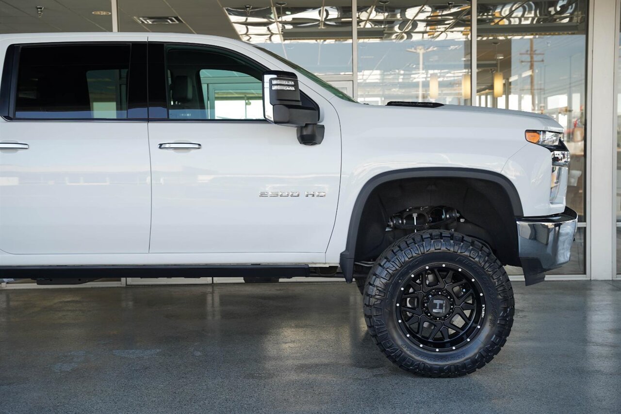 2023 Chevrolet Silverado 2500HD LTZ   - Photo 8 - Victorville, CA 92392