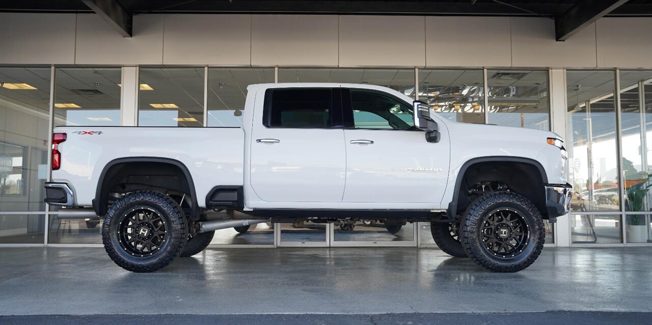 2023 Chevrolet Silverado 2500HD LTZ   - Photo 4 - Victorville, CA 92392