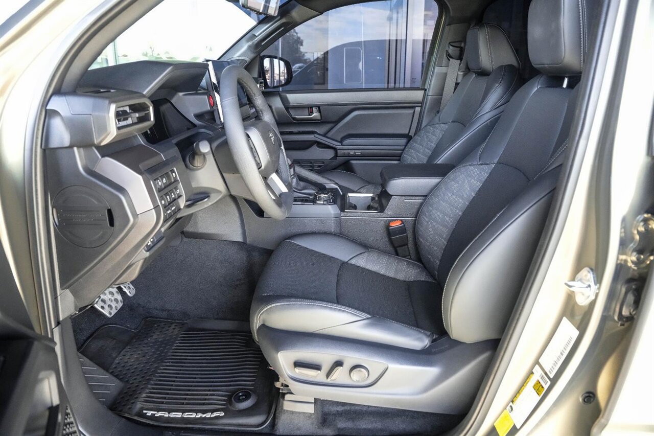 2025 Toyota Tacoma TRD Sport HV   - Photo 2 - Victorville, CA 92392