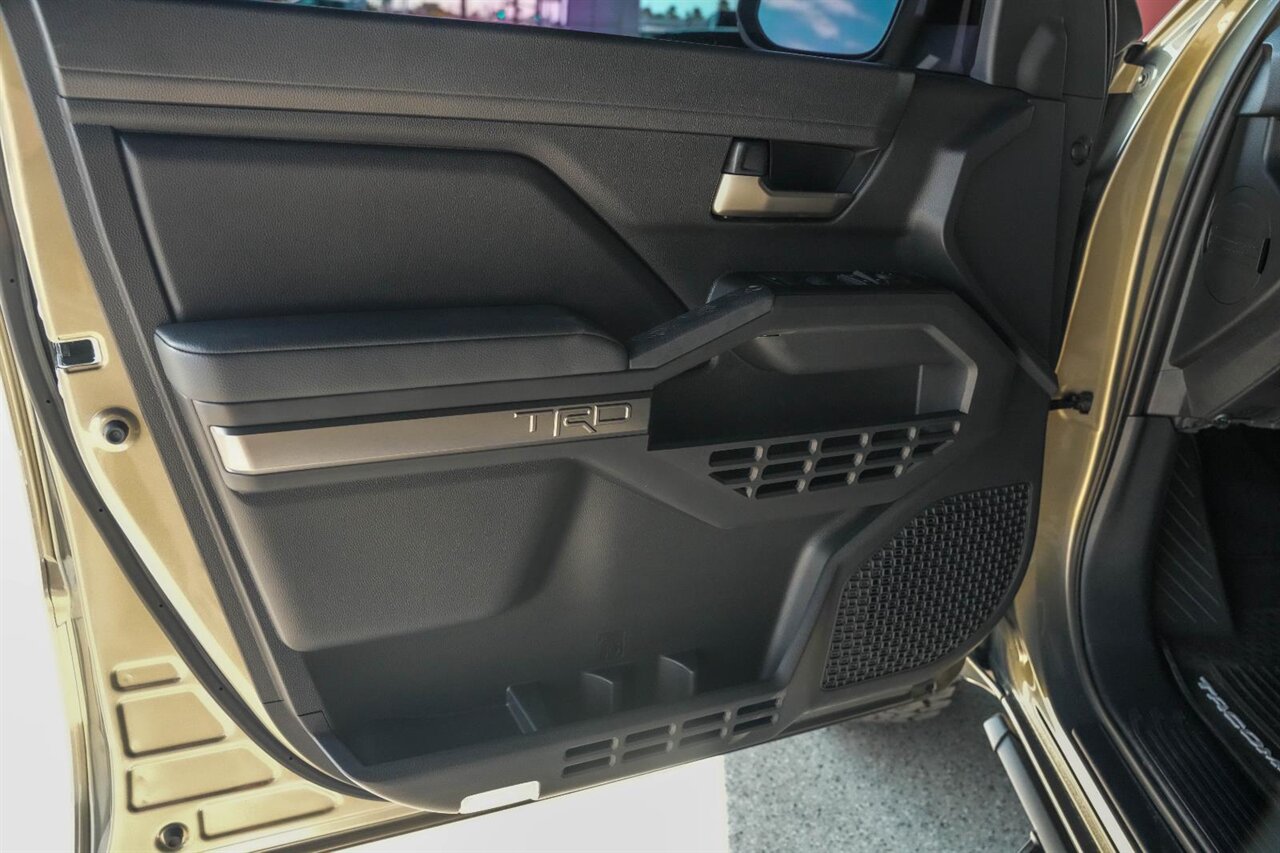 2025 Toyota Tacoma TRD Sport HV   - Photo 21 - Victorville, CA 92392