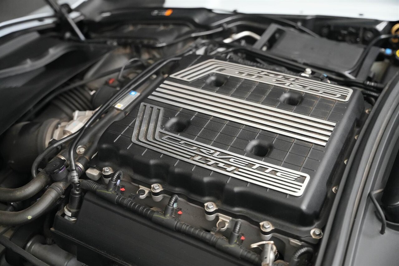 2019 Chevrolet Corvette Z06  Z07 Performance Package / Entire Car has PPF - Photo 36 - Victorville, CA 92392