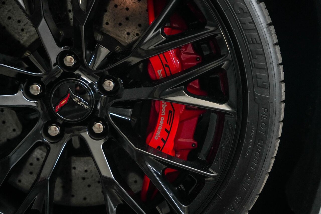 2019 Chevrolet Corvette Z06  Z07 Performance Package / Entire Car has PPF - Photo 21 - Victorville, CA 92392