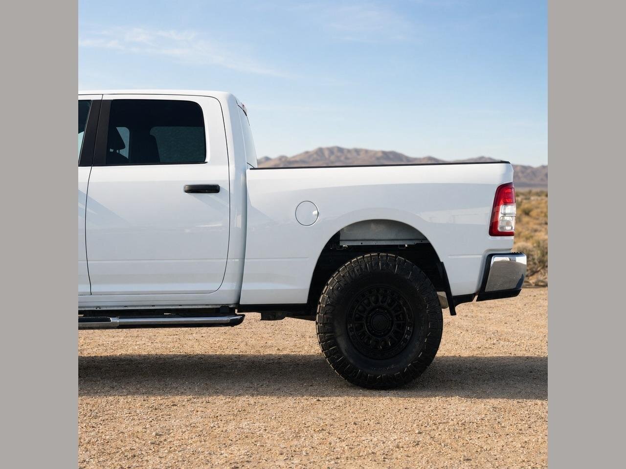 2024 RAM 2500 Big Horn   - Photo 7 - Victorville, CA 92392