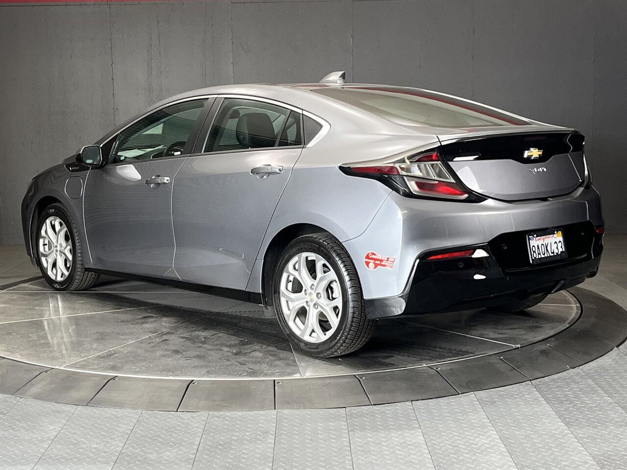 2018 Chevrolet Volt Premier - Photo 11 - Victorville, CA 92392