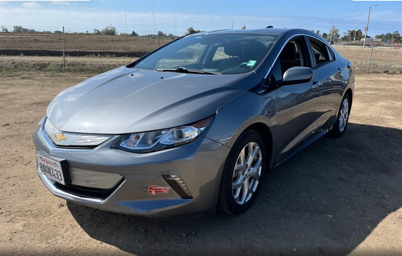 2018 Chevrolet Volt Premier   - Photo 1 - Victorville, CA 92392