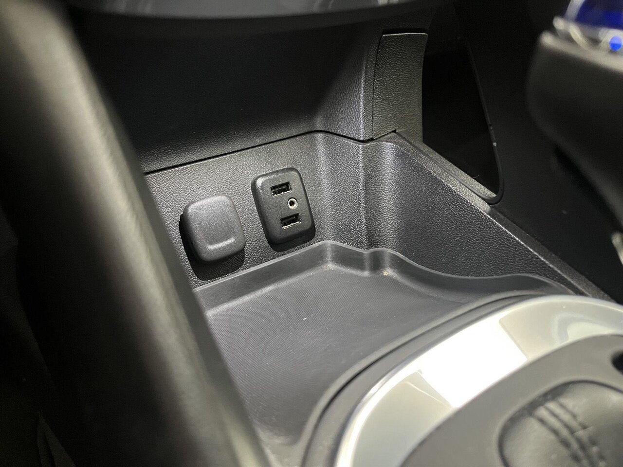 2018 Chevrolet Volt Premier - Photo 22 - Victorville, CA 92392