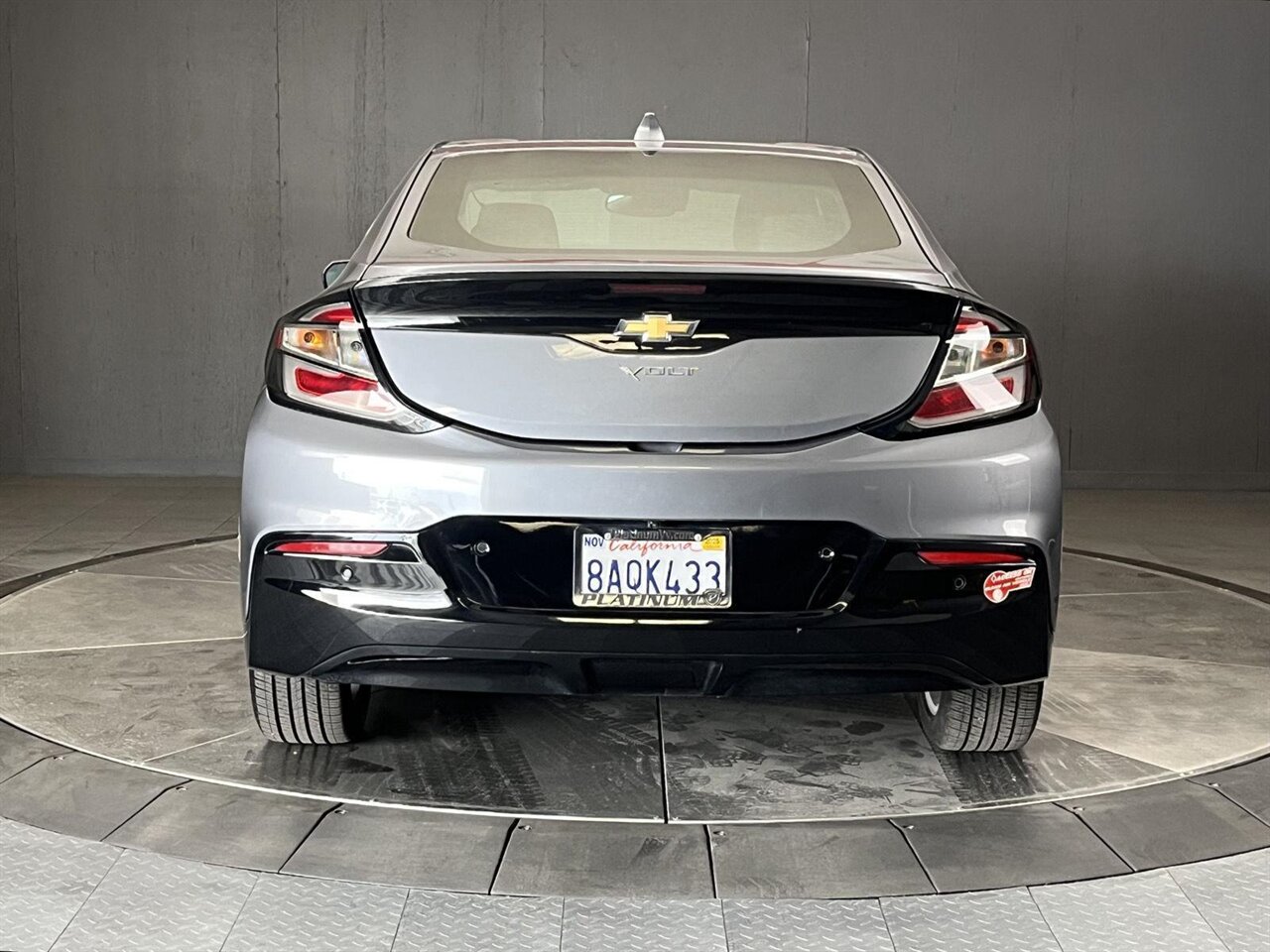 2018 Chevrolet Volt Premier   - Photo 12 - Victorville, CA 92392