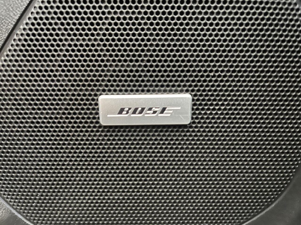 2018 Chevrolet Volt Premier   - Photo 17 - Victorville, CA 92392