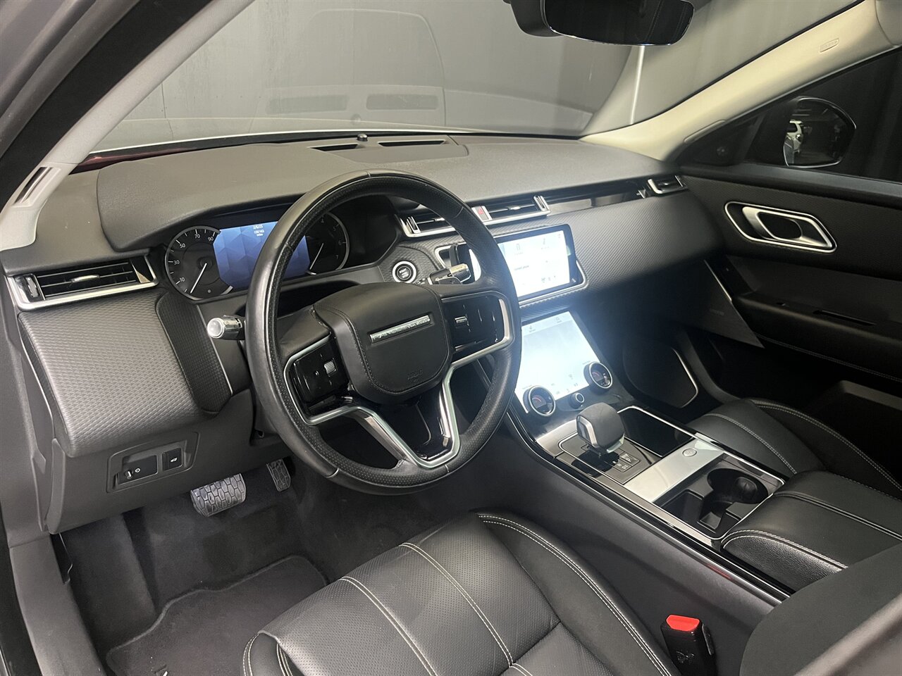 2021 Land Rover Range Rover Velar P250 S - Photo 16 - Victorville, CA 92392