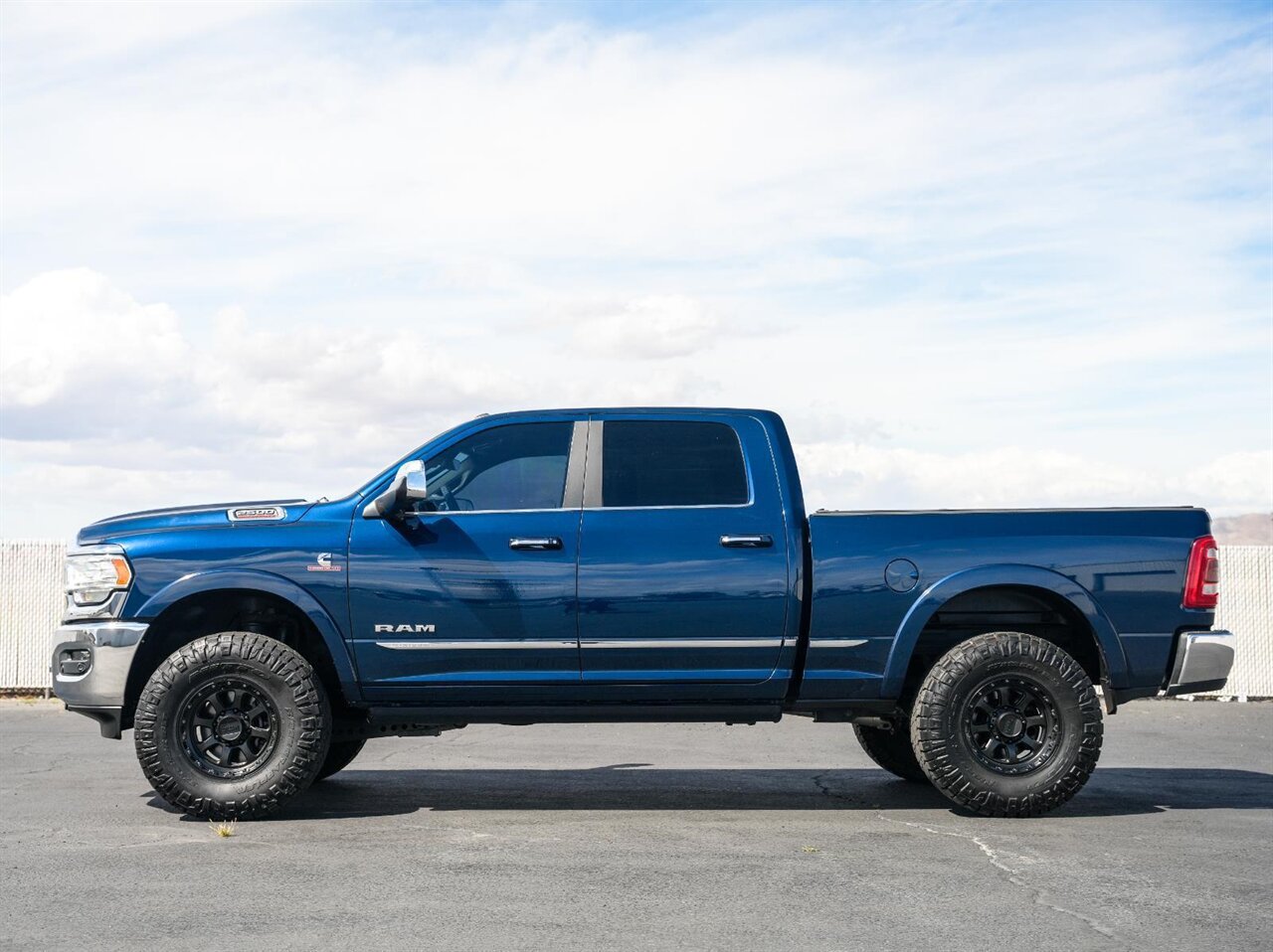 2019 RAM 2500 Limited   - Photo 7 - Victorville, CA 92392