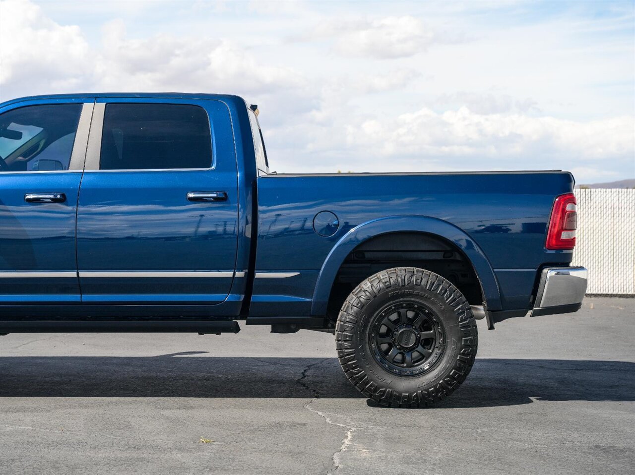 2019 RAM 2500 Limited   - Photo 10 - Victorville, CA 92392