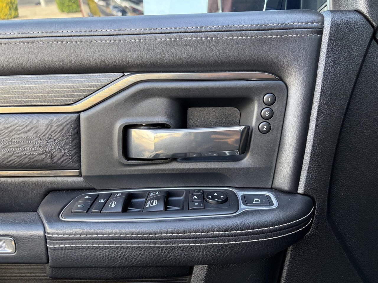 2019 RAM 2500 Limited   - Photo 20 - Victorville, CA 92392