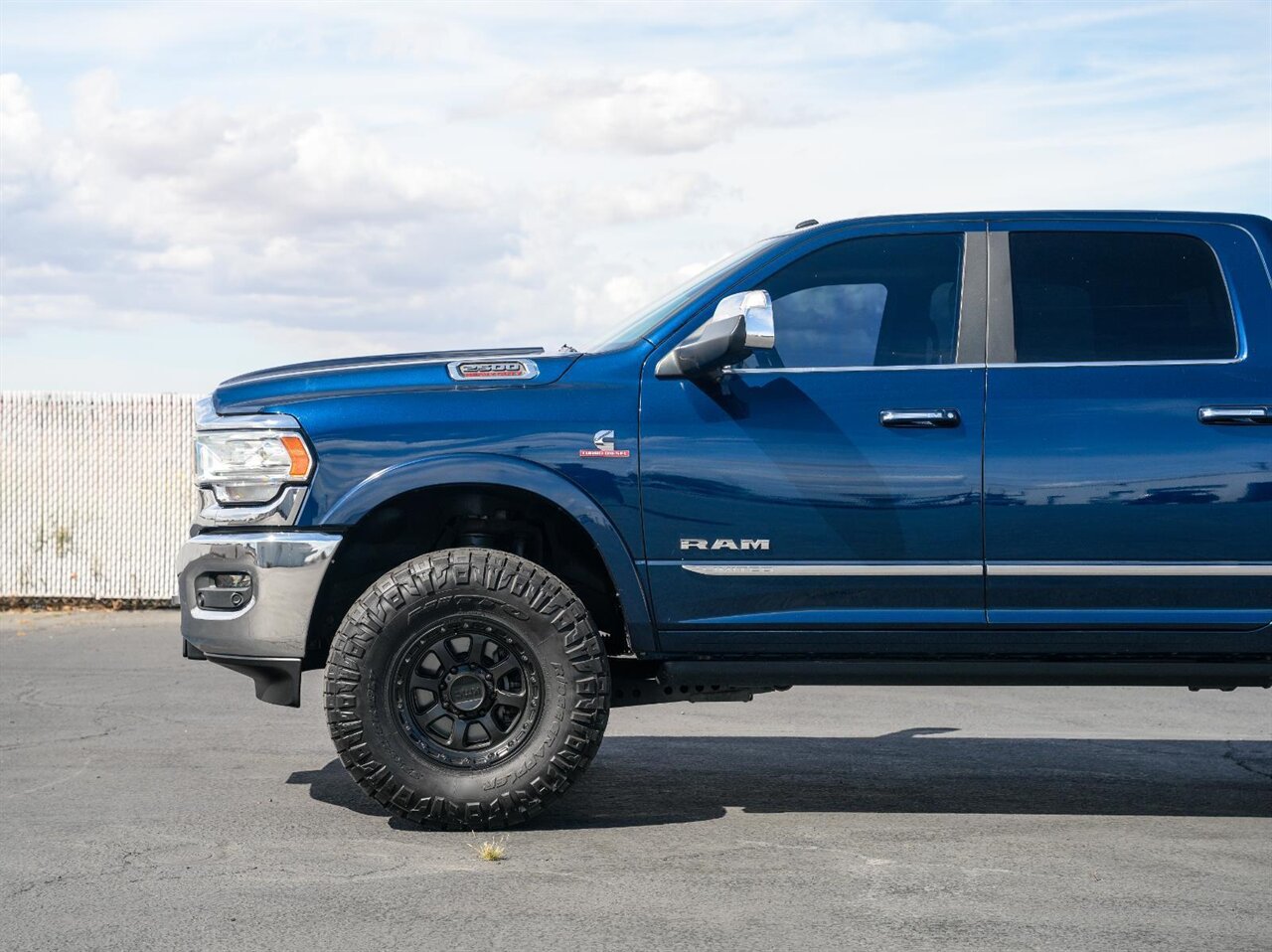 2019 RAM 2500 Limited   - Photo 9 - Victorville, CA 92392