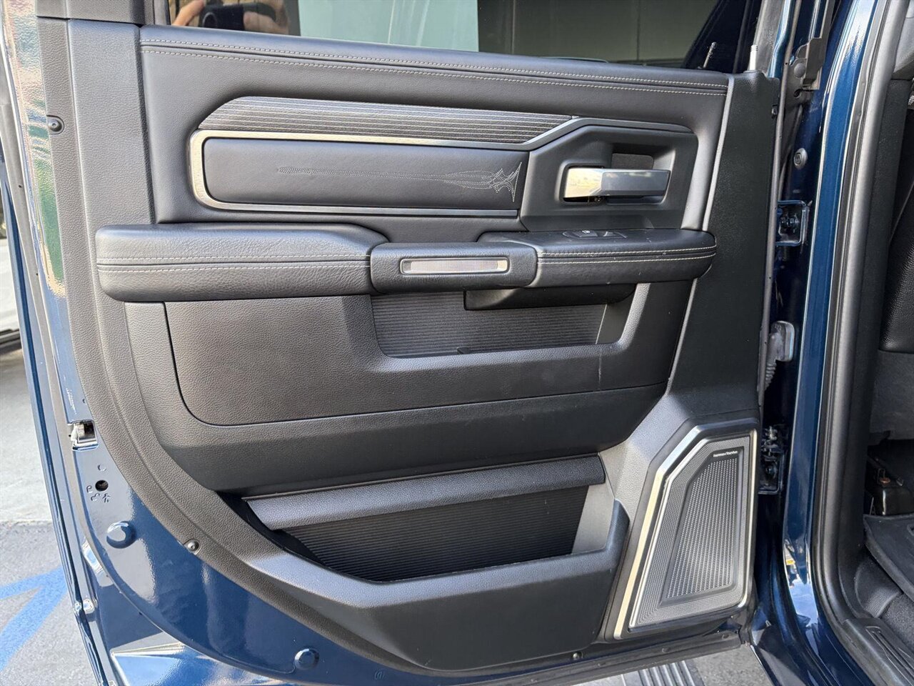 2019 RAM 2500 Limited   - Photo 30 - Victorville, CA 92392