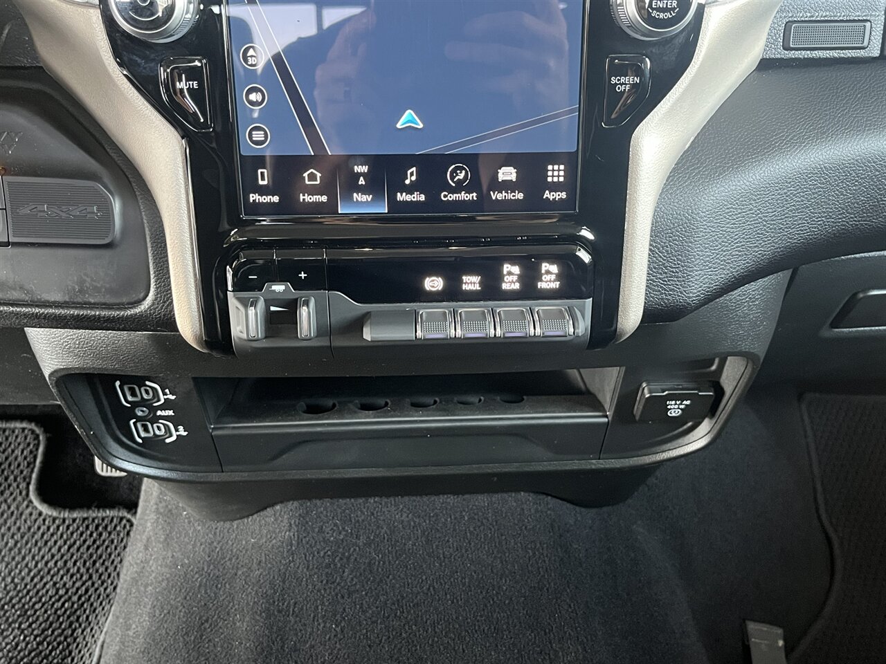 2024 RAM 2500 Laramie   - Photo 23 - Victorville, CA 92392