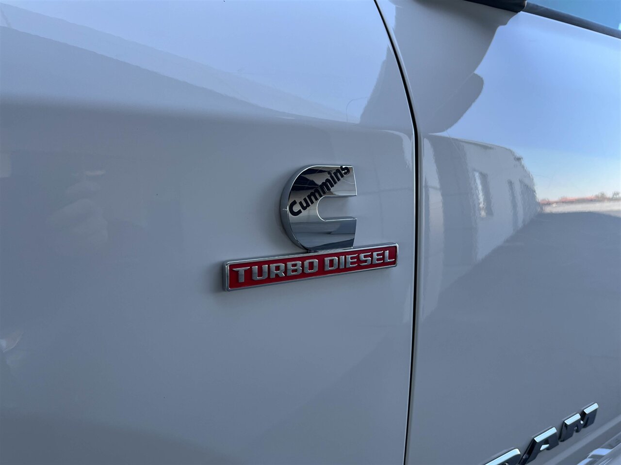 2022 RAM 2500 Big Horn - Photo 10 - Victorville, CA 92392