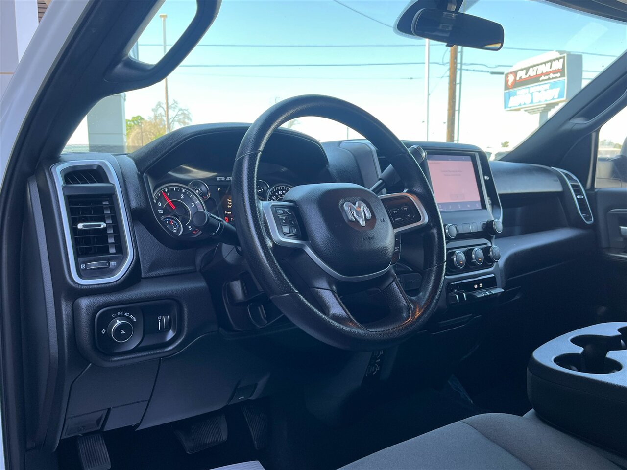 2022 RAM 2500 Big Horn - Photo 16 - Victorville, CA 92392