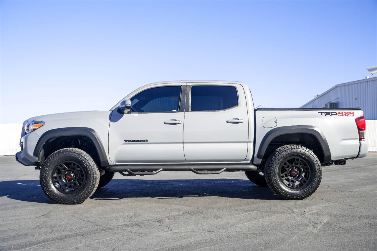 2019 Toyota Tacoma TRD Off-Road   - Photo 7 - Victorville, CA 92392