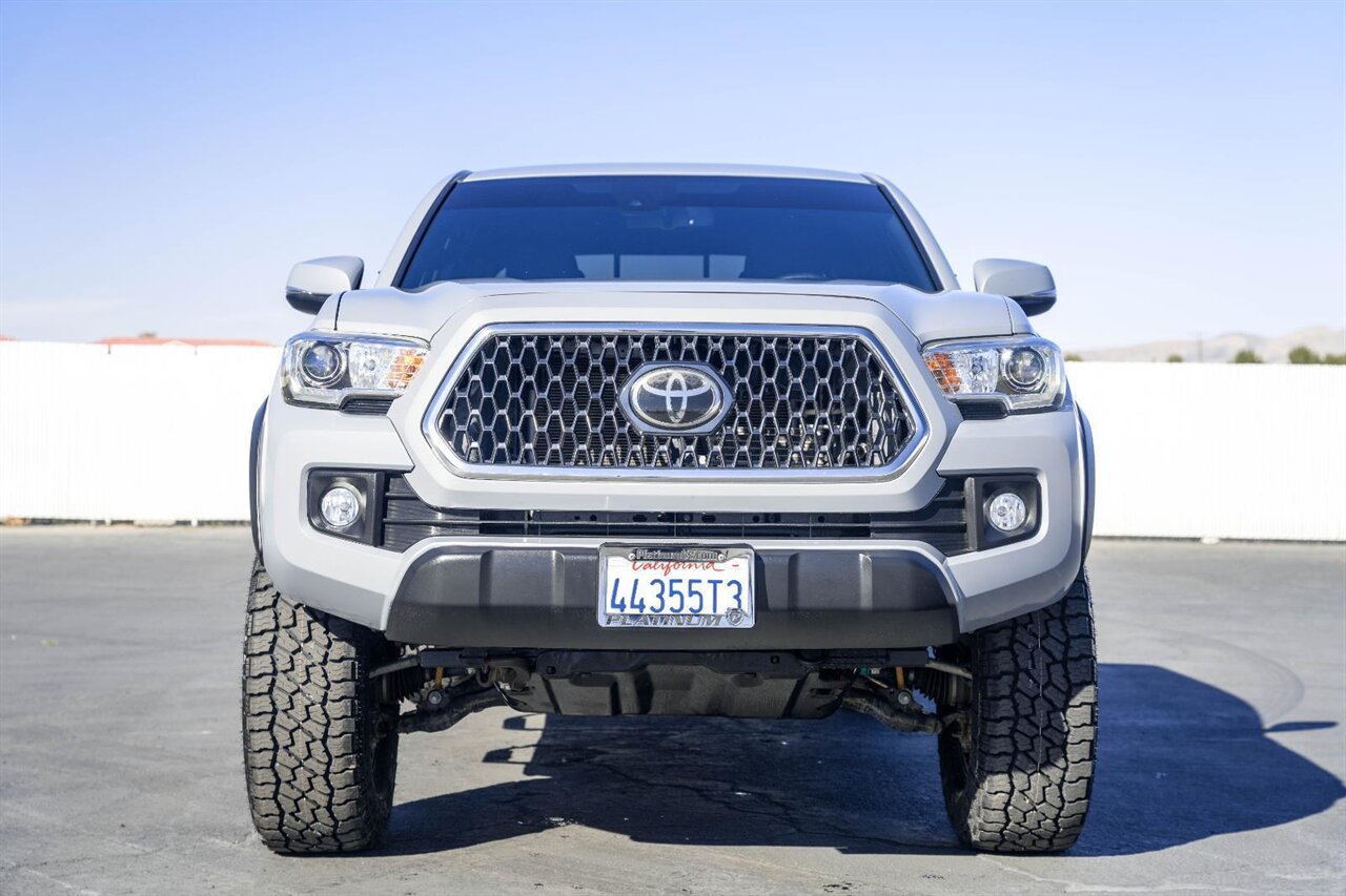 2019 Toyota Tacoma TRD Off-Road   - Photo 3 - Victorville, CA 92392