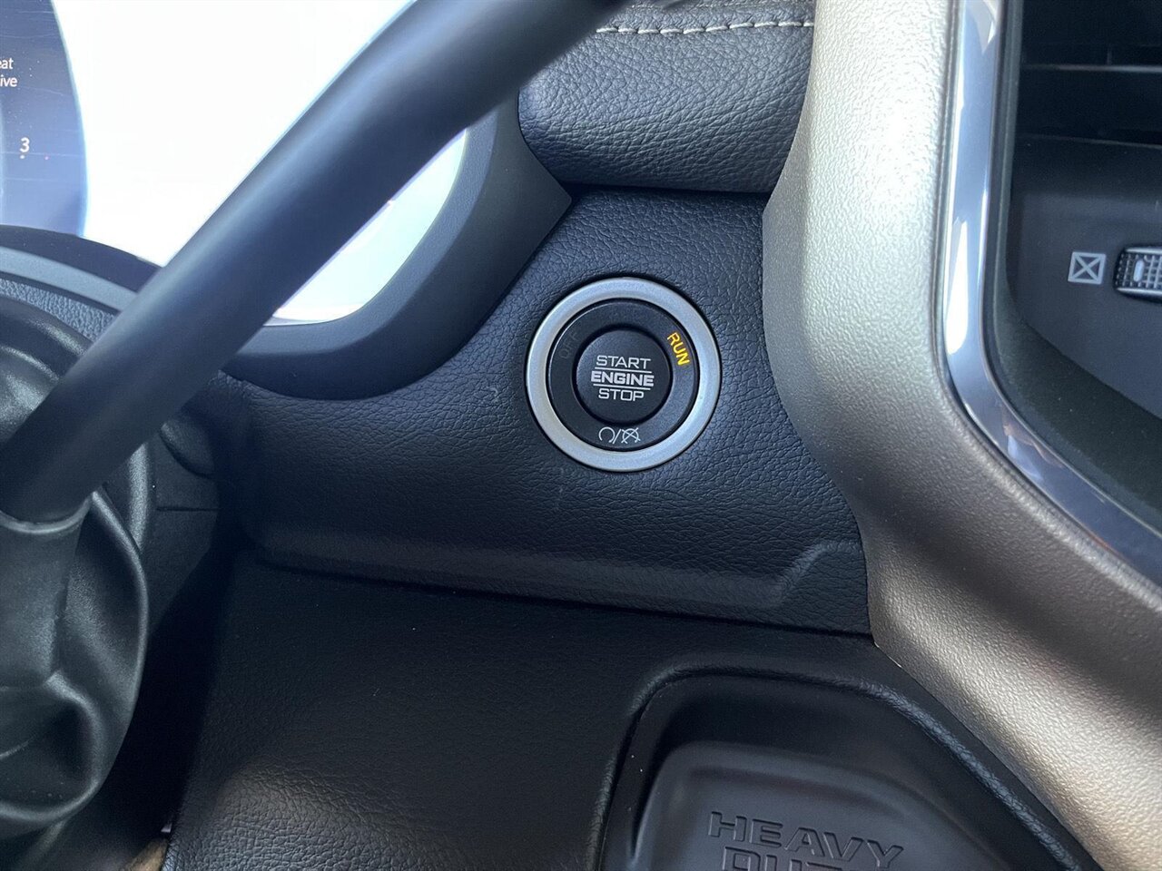 2024 RAM 2500 Laramie   - Photo 16 - Victorville, CA 92392