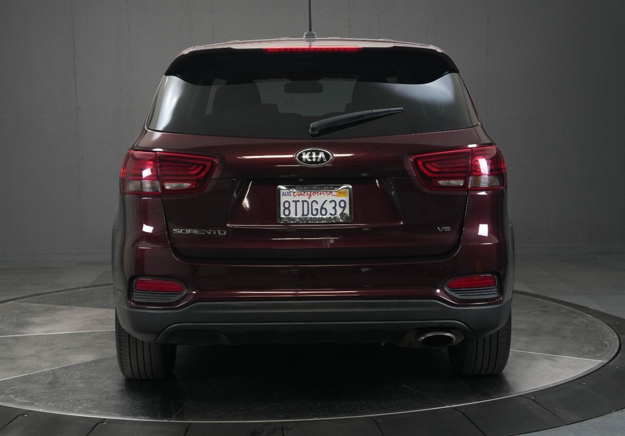 2020 Kia Sorento LX V6 photo 4