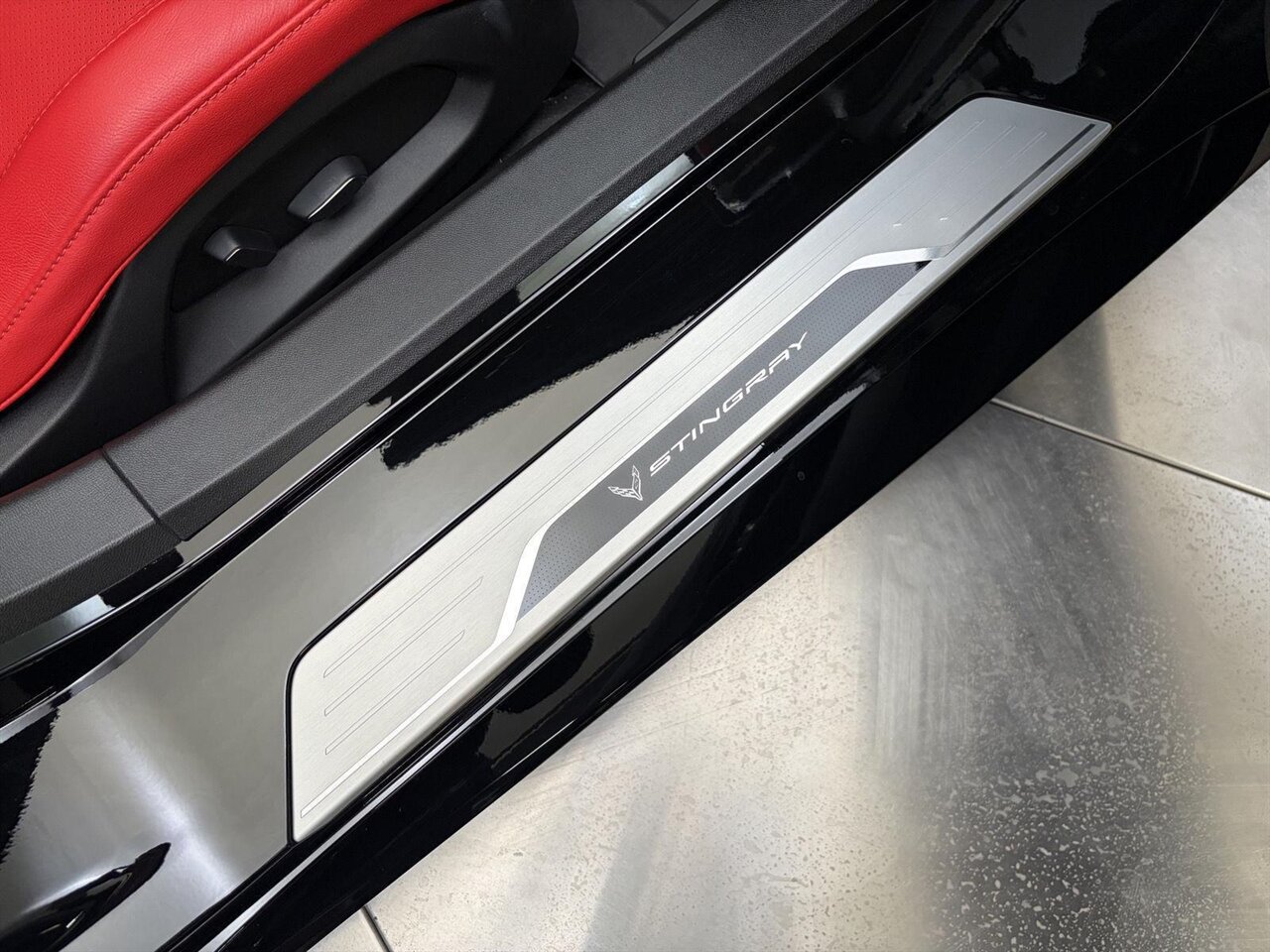 2021 Chevrolet Corvette Stingray  One Owner Low Miles - Photo 29 - Victorville, CA 92392