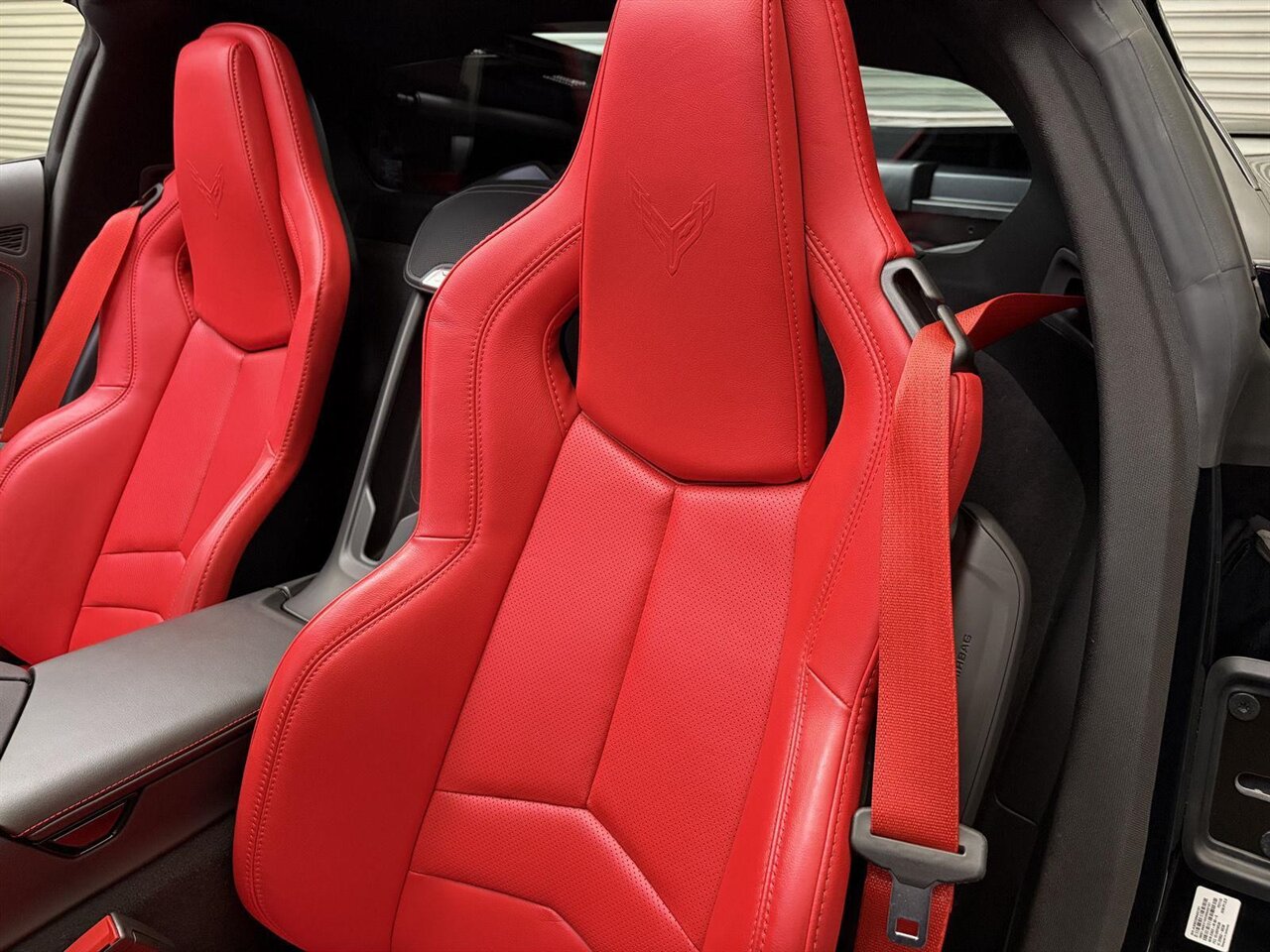 2021 Chevrolet Corvette Stingray  One Owner Low Miles - Photo 25 - Victorville, CA 92392