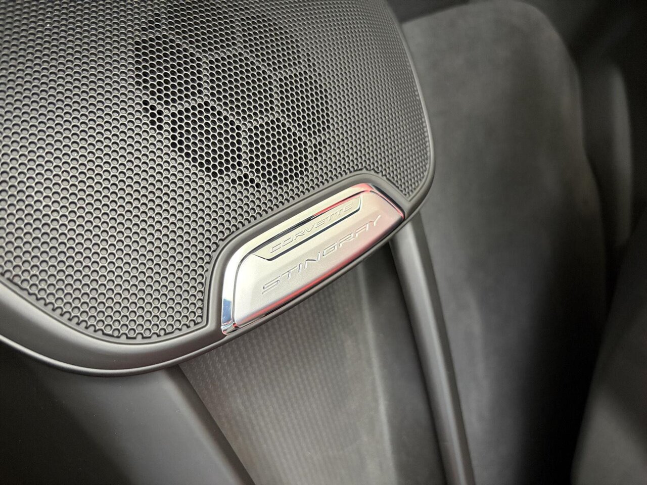 2021 Chevrolet Corvette Stingray  One Owner Low Miles - Photo 31 - Victorville, CA 92392