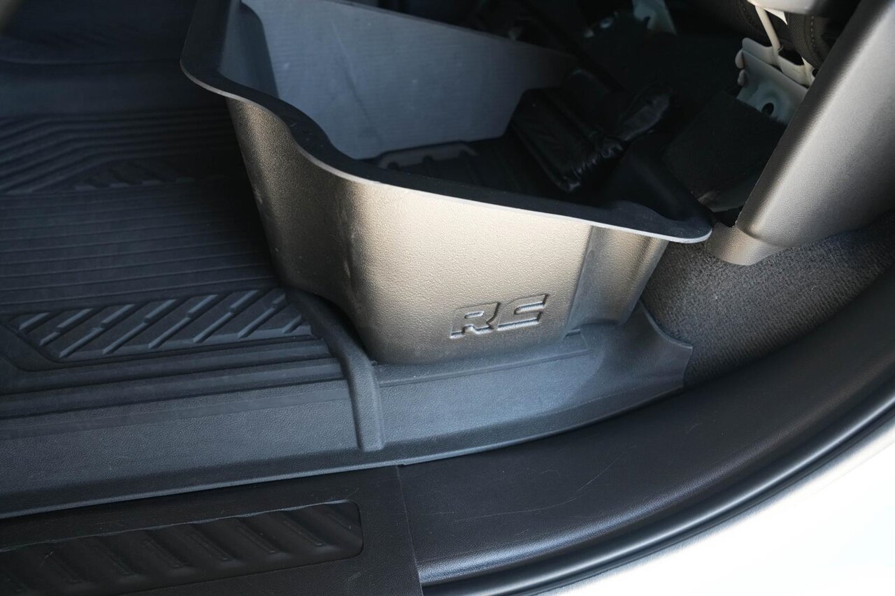 2021 Chevrolet Silverado 2500HD LT - Photo 33 - Victorville, CA 92392