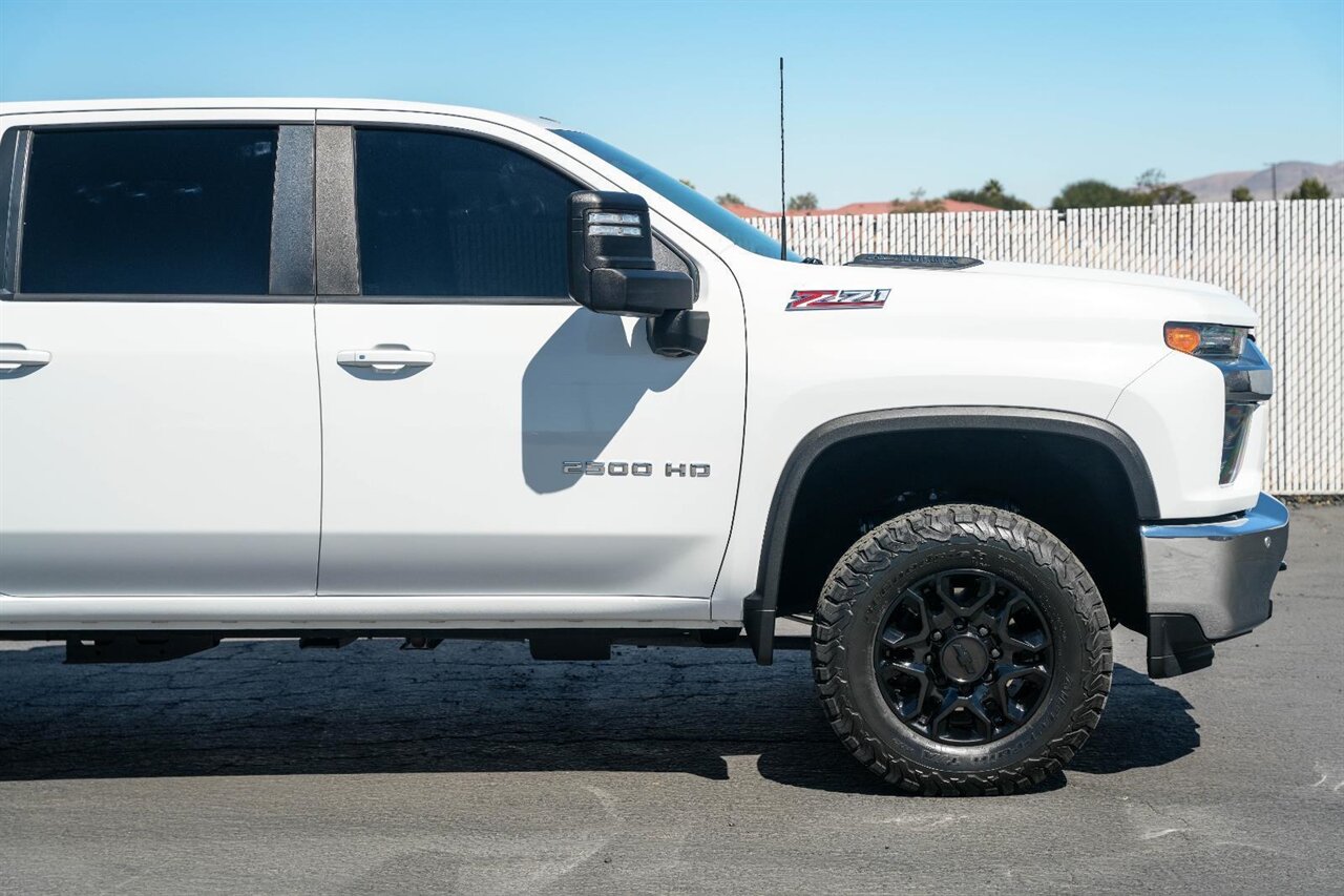2021 Chevrolet Silverado 2500HD LT - Photo 11 - Victorville, CA 92392
