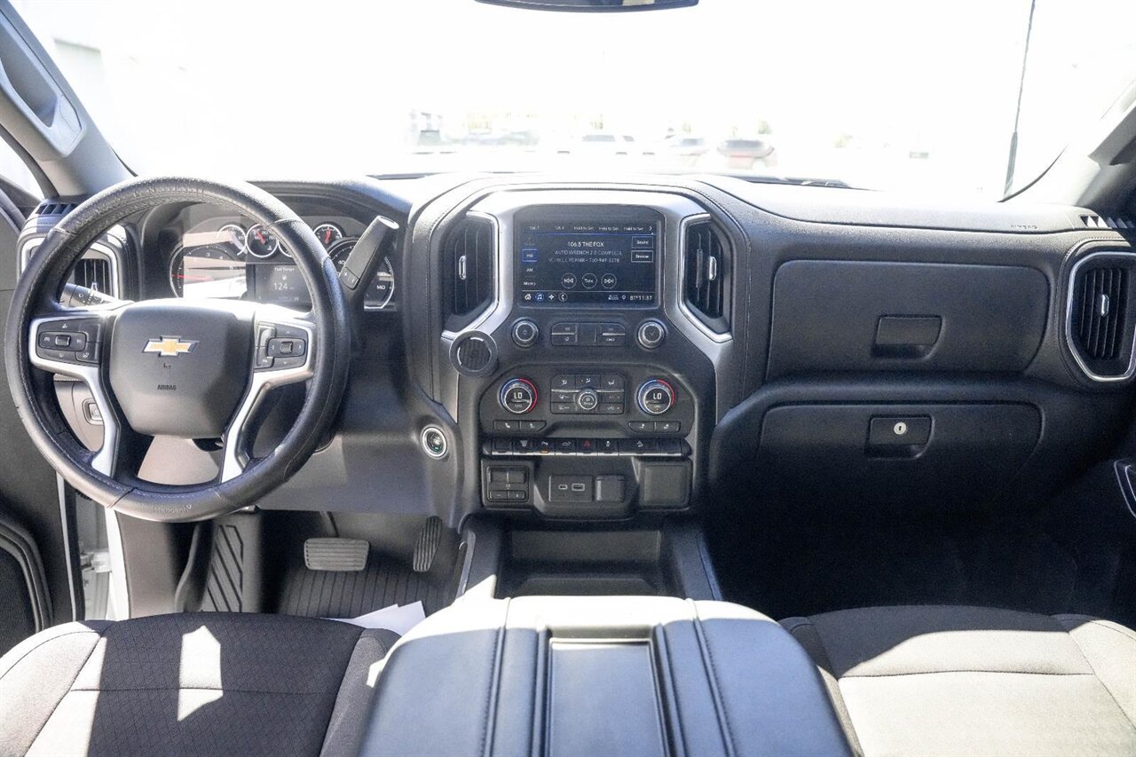2021 Chevrolet Silverado 2500HD LT - Photo 4 - Victorville, CA 92392