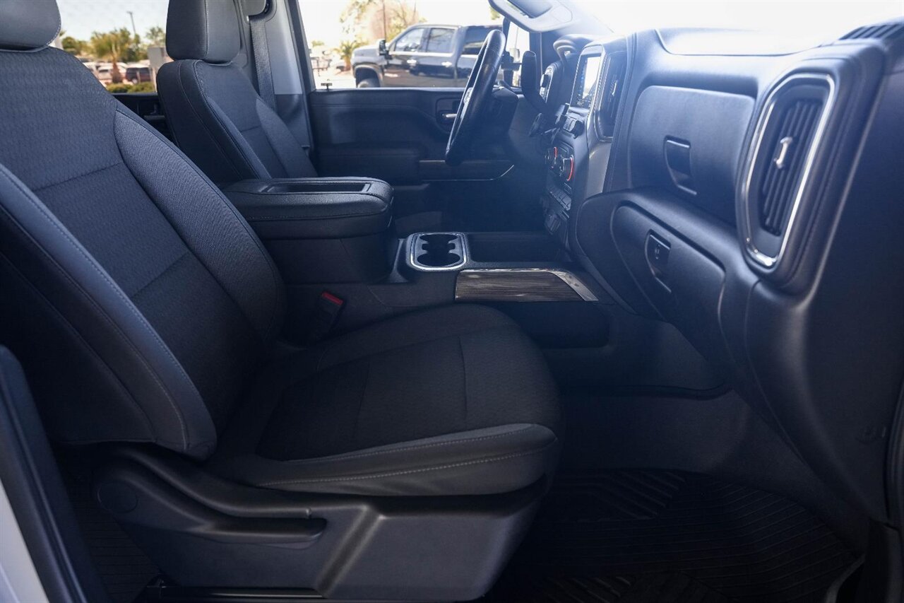 2021 Chevrolet Silverado 2500HD LT - Photo 31 - Victorville, CA 92392