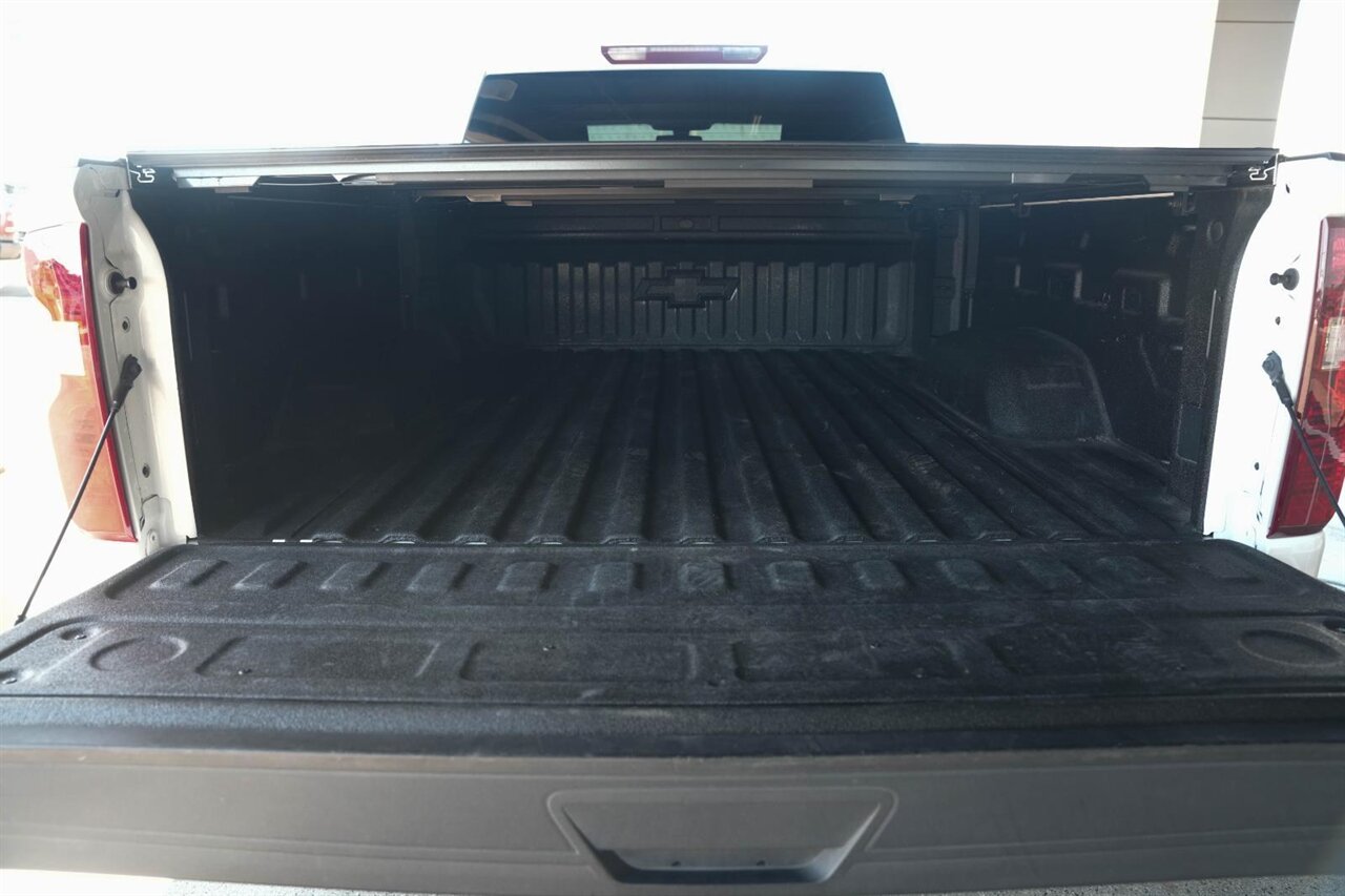 2021 Chevrolet Silverado 2500HD LT - Photo 19 - Victorville, CA 92392