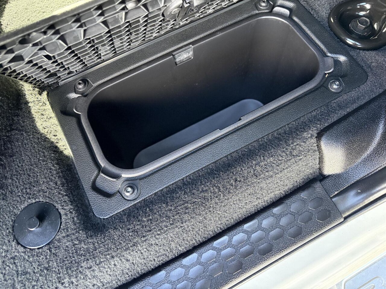 2023 RAM 2500 Big Horn  Level Kit - KMC Wheels - Nitto Tires - Photo 21 - Victorville, CA 92392