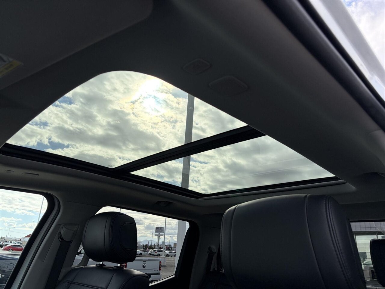 2022 Toyota Tundra Limited Custom Lifted on King Suspension - Photo 7 - Victorville, CA 92392