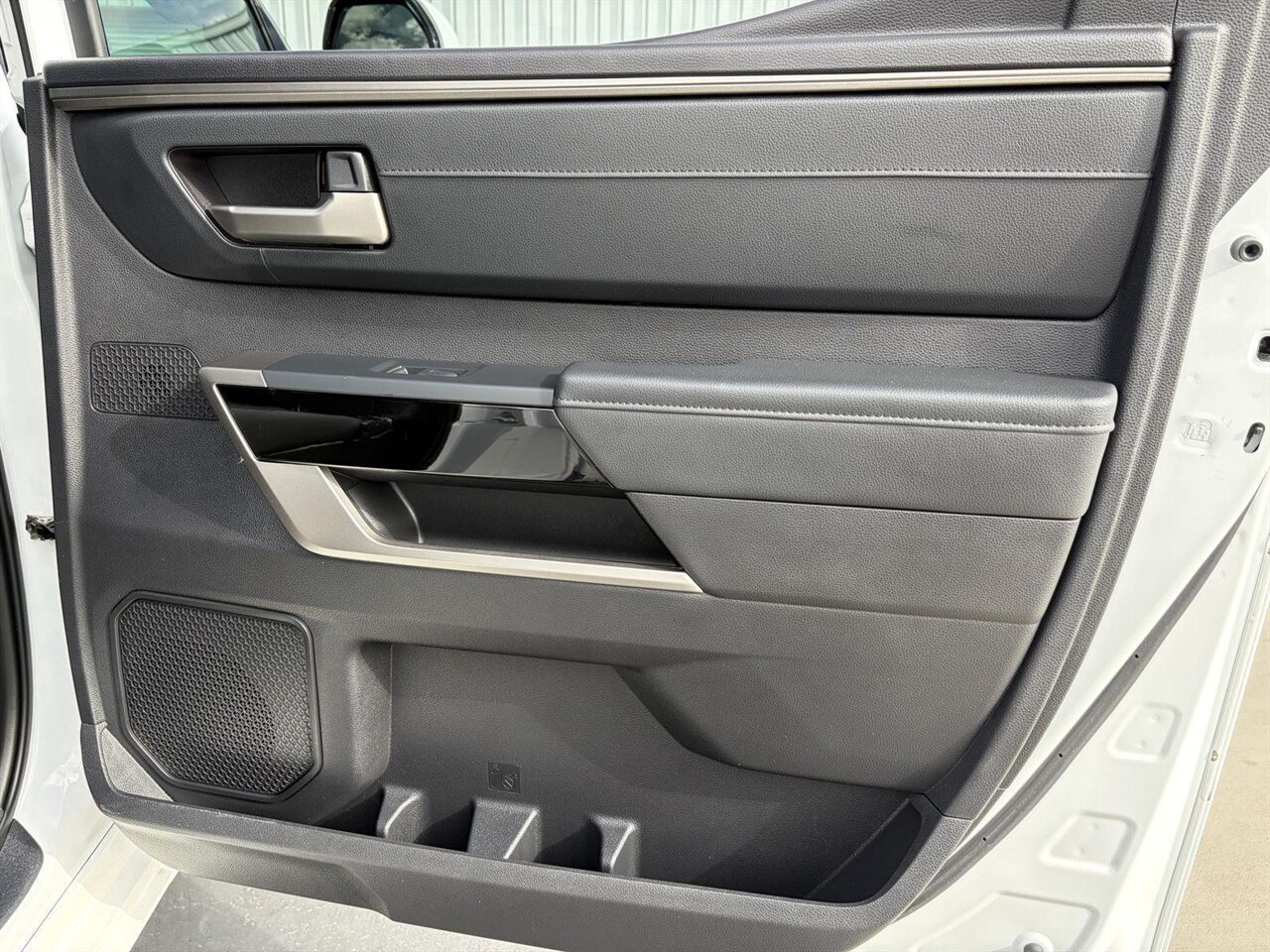 2022 Toyota Tundra Limited Custom Lifted on King Suspension - Photo 30 - Victorville, CA 92392