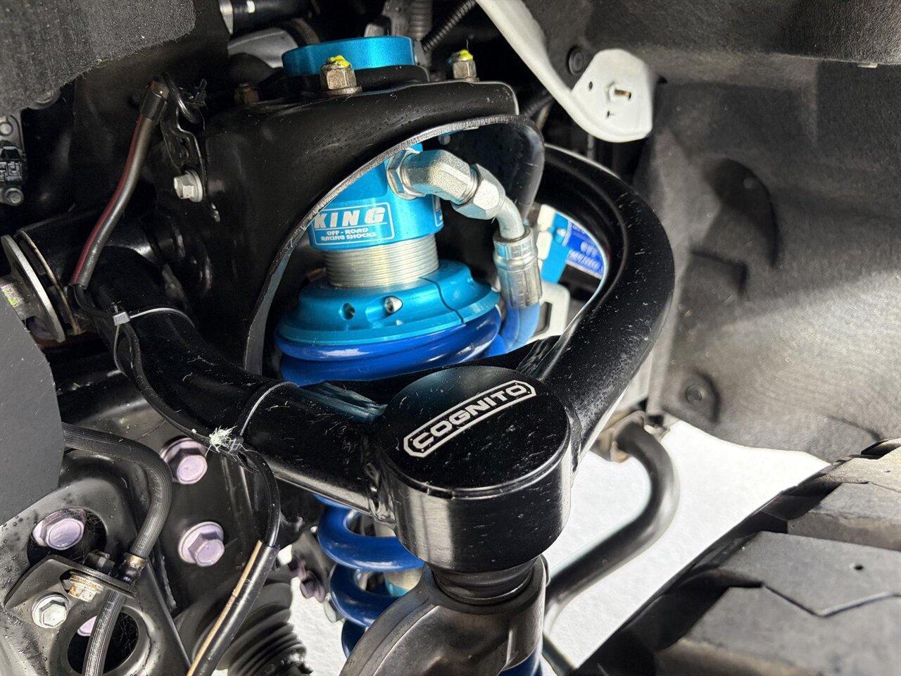 2022 Toyota Tundra Limited Custom Lifted on King Suspension - Photo 4 - Victorville, CA 92392