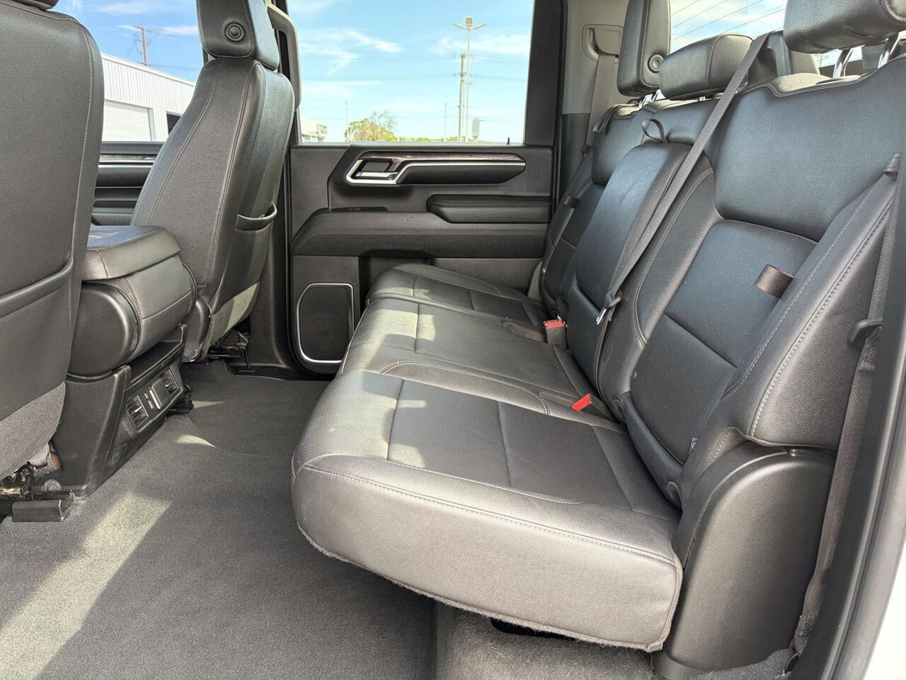 2024 Chevrolet Silverado 2500HD LTZ   - Photo 22 - Victorville, CA 92392