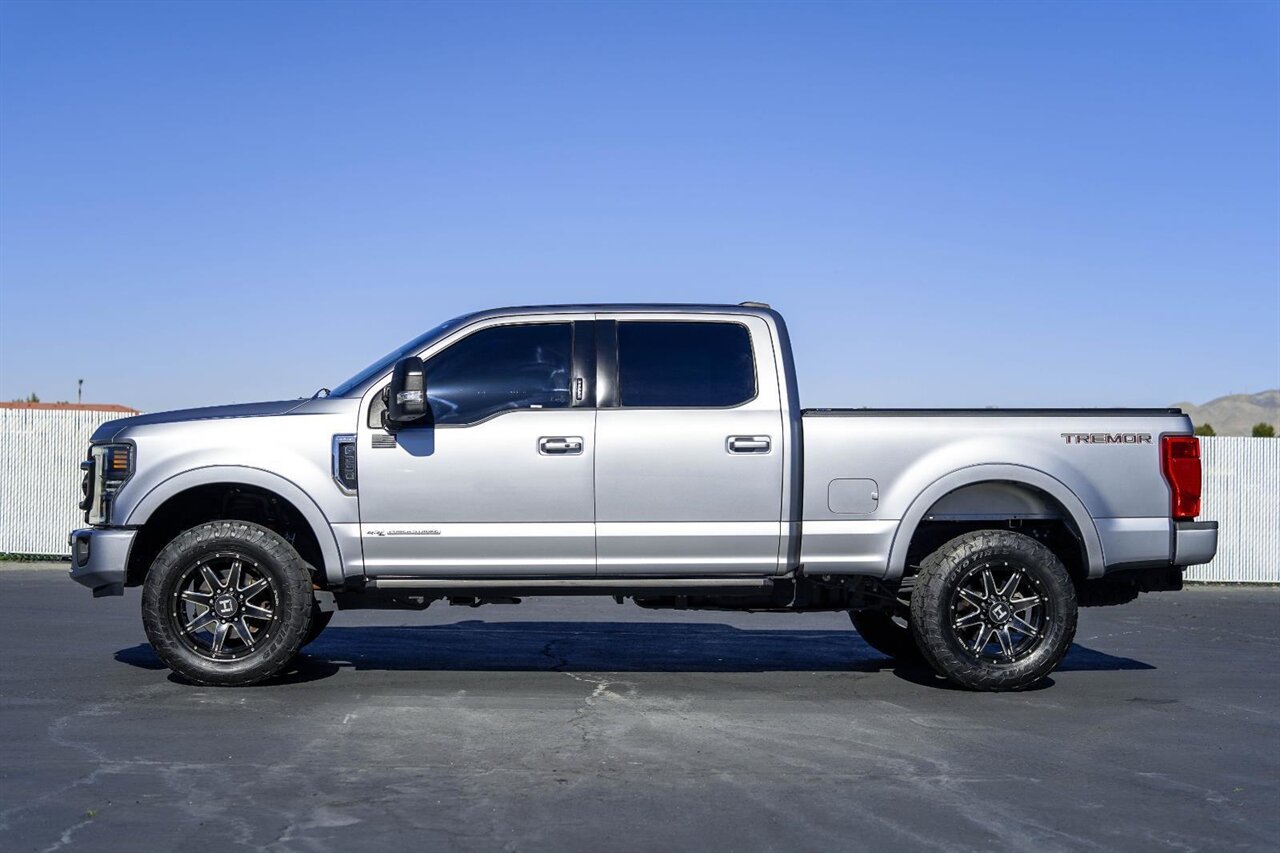 2022 Ford F-250 Super Duty Lariat   - Photo 5 - Victorville, CA 92392