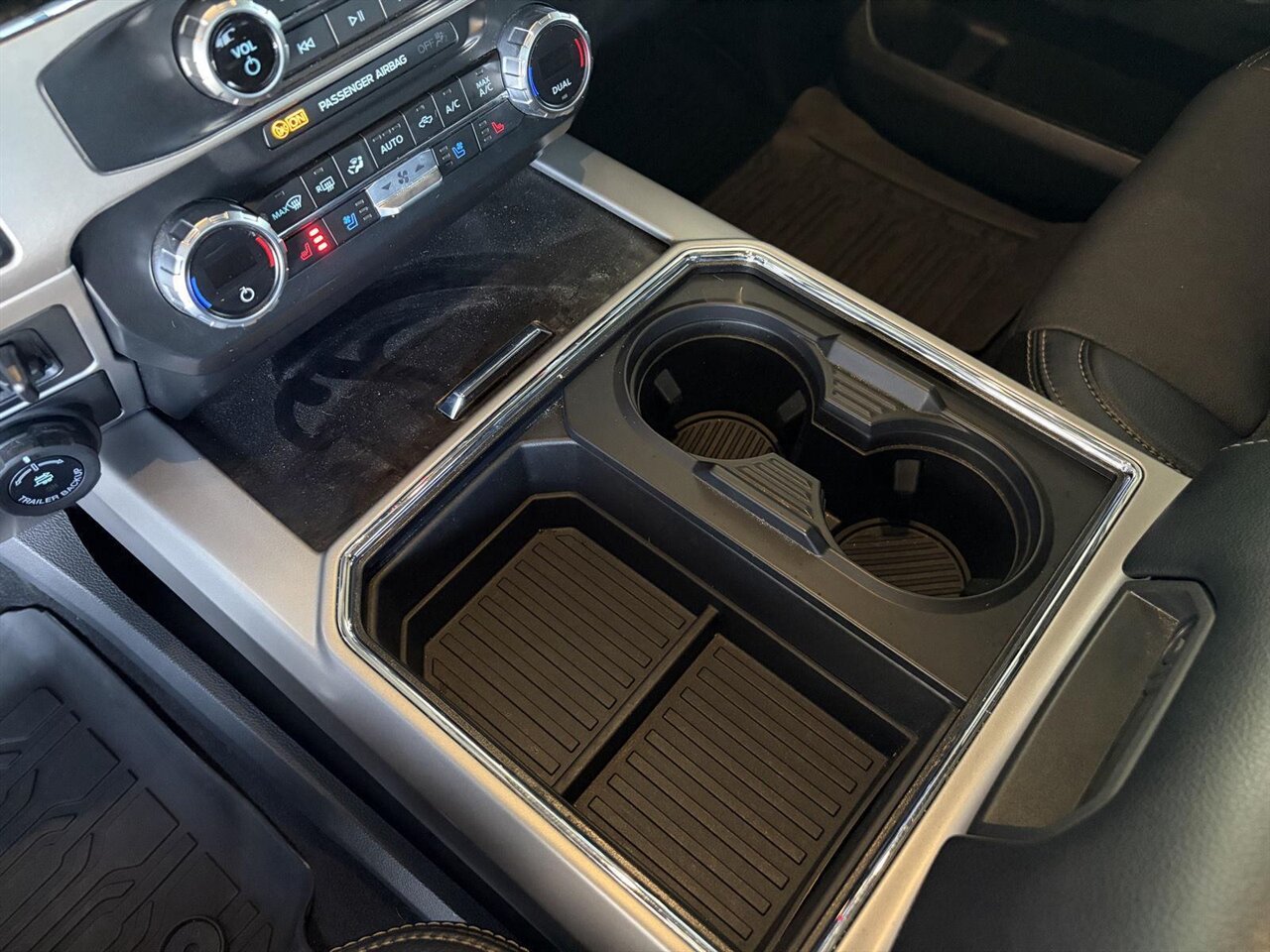 2022 Ford F-250 Super Duty Lariat   - Photo 21 - Victorville, CA 92392