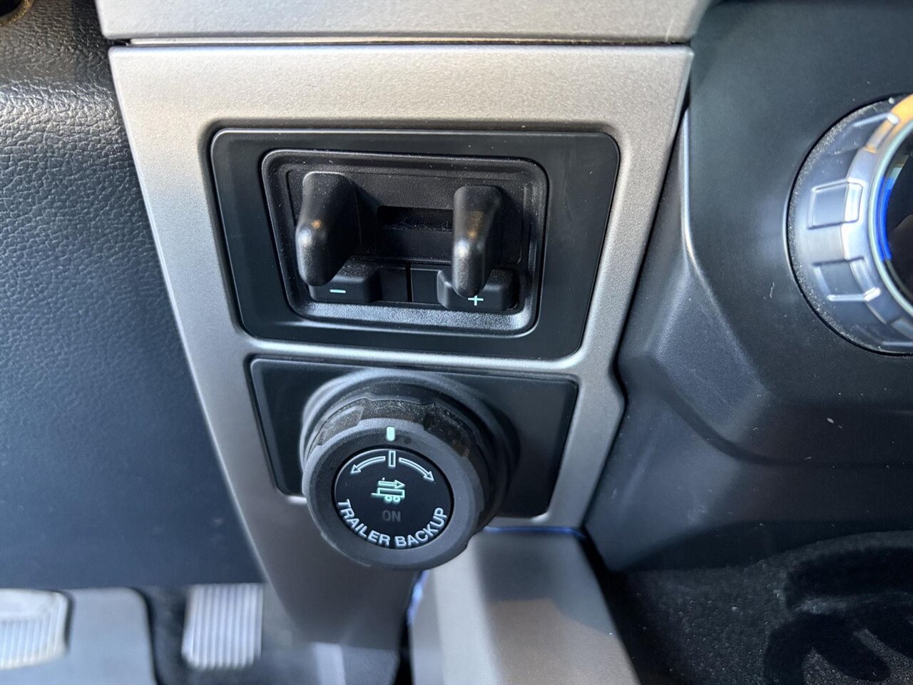 2022 Ford F-250 Super Duty Lariat   - Photo 23 - Victorville, CA 92392