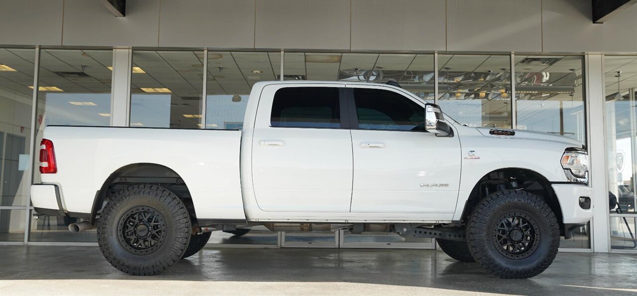 2024 RAM 2500 Laramie   - Photo 12 - Victorville, CA 92392