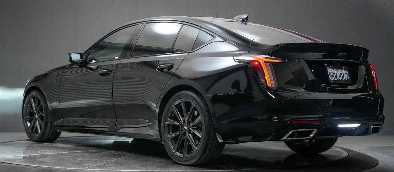 2020 Cadillac CT5 Sport   - Photo 15 - Victorville, CA 92392