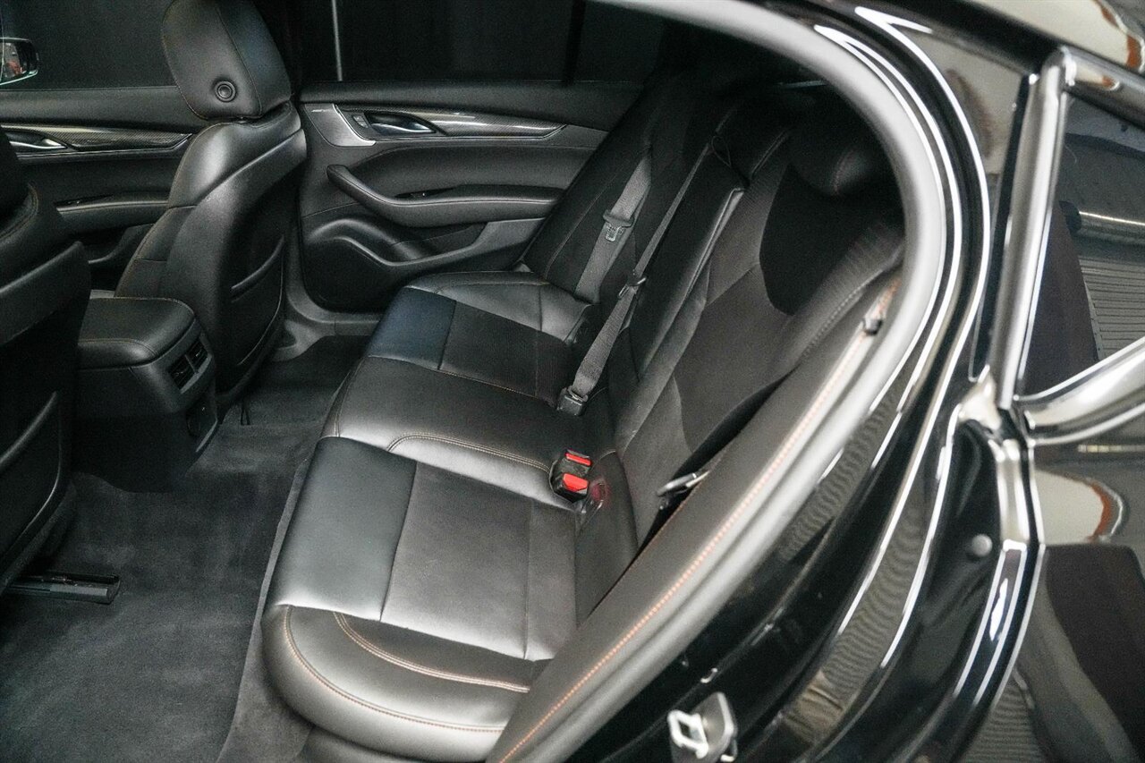 2020 Cadillac CT5 Sport   - Photo 33 - Victorville, CA 92392