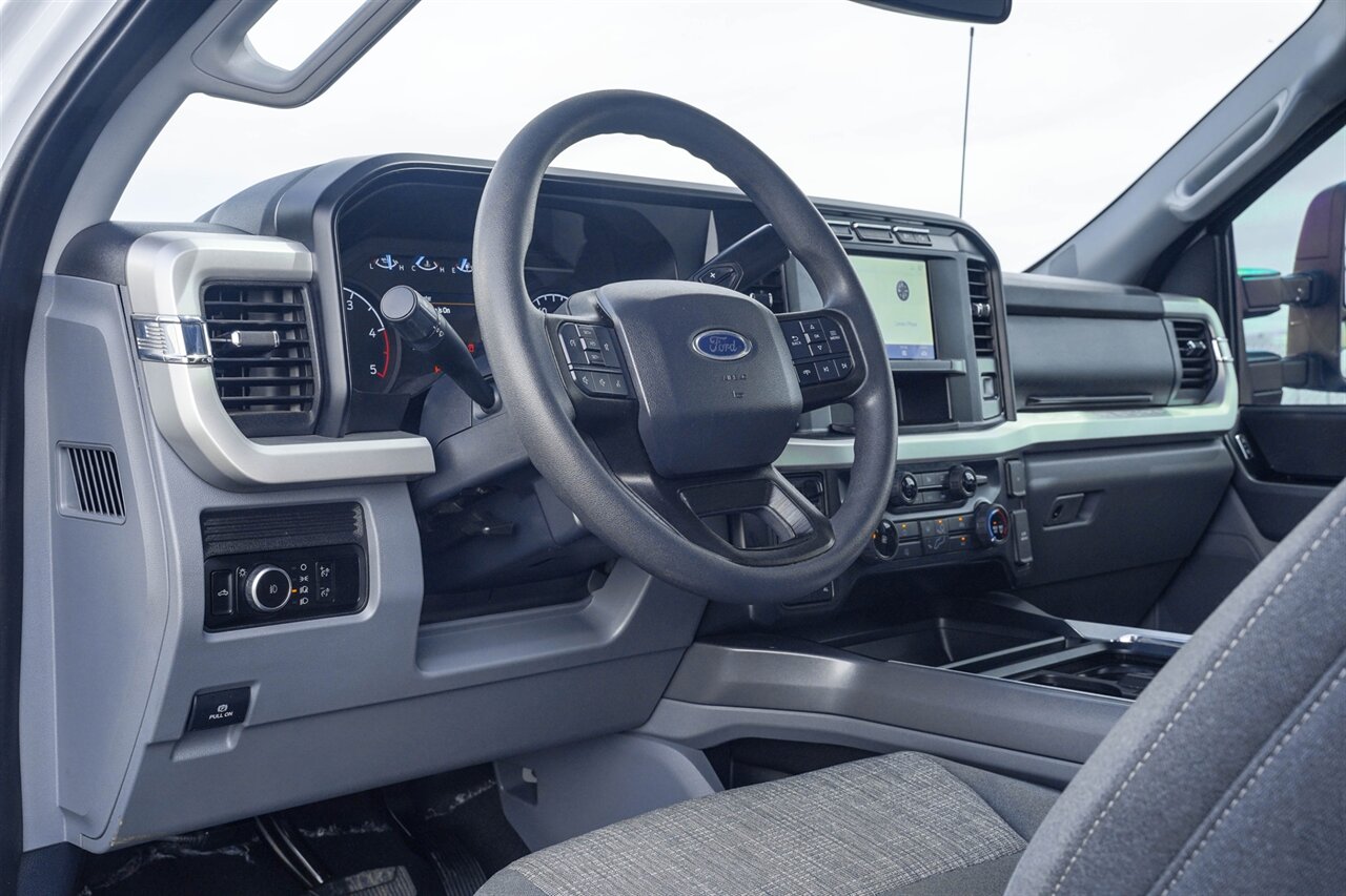 2023 Ford F-250 Super Duty XLT One Owner | Clean CarFax | Just Upgraded | - Photo 23 - Victorville, CA 92392