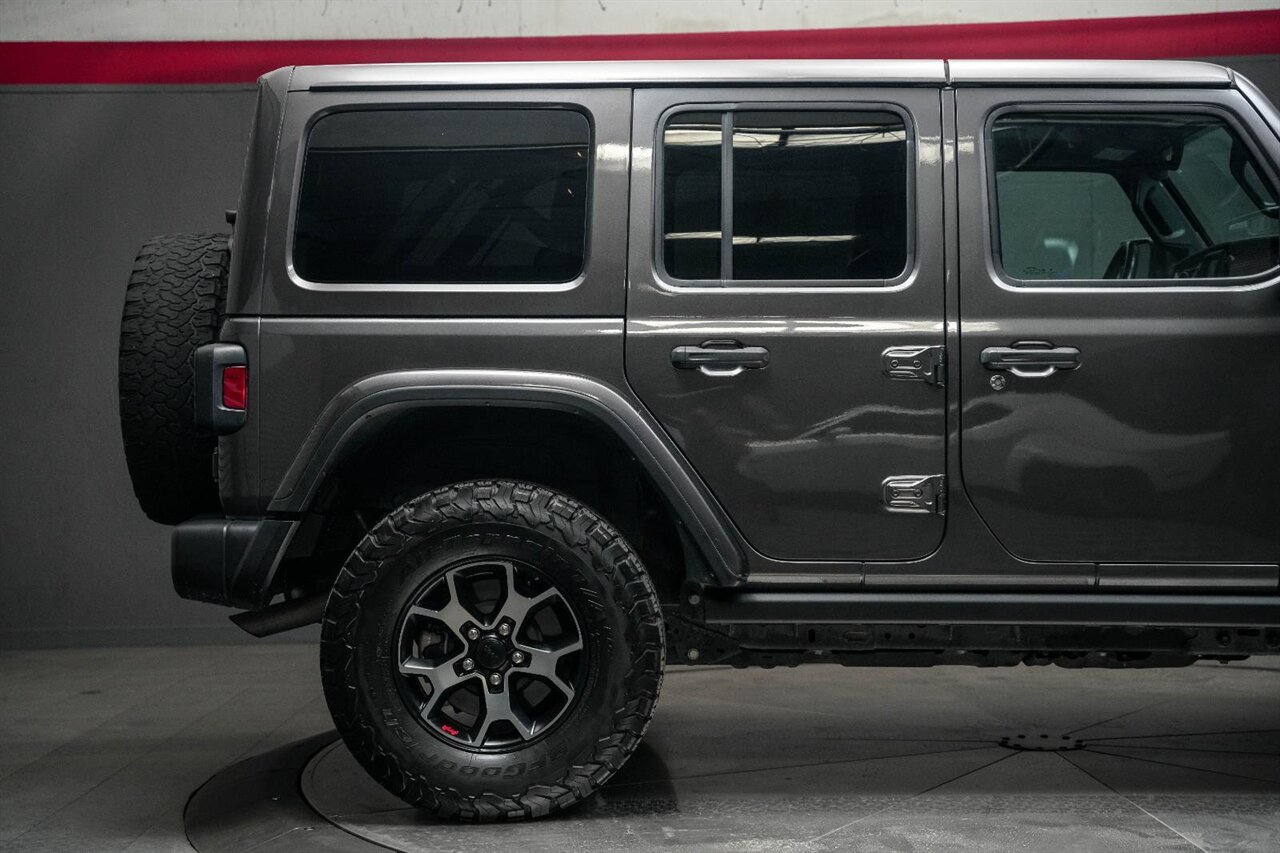 2019 Jeep Wrangler Unlimited Rubicon   - Photo 7 - Victorville, CA 92392