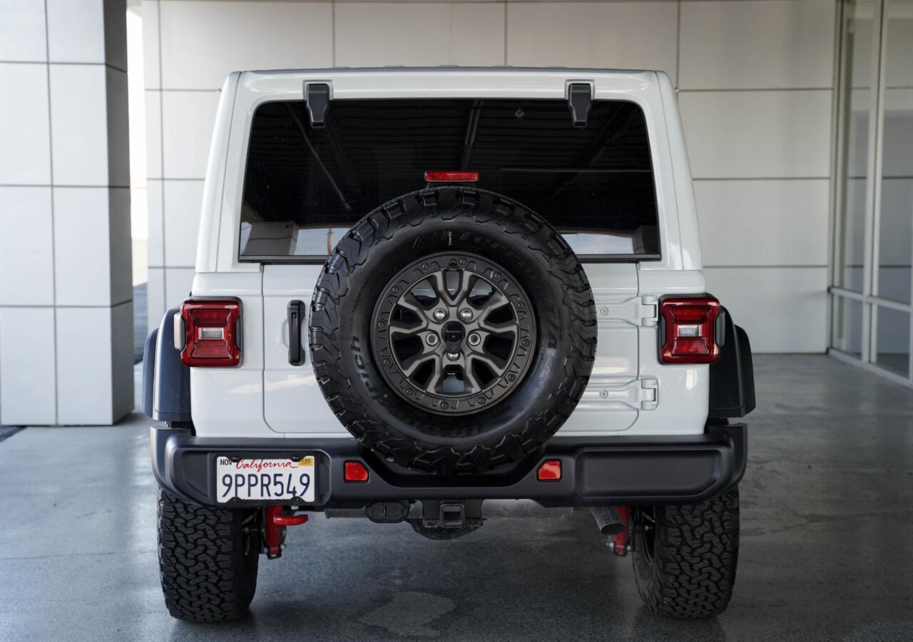 2024 Jeep Wrangler Rubicon   - Photo 9 - Victorville, CA 92392