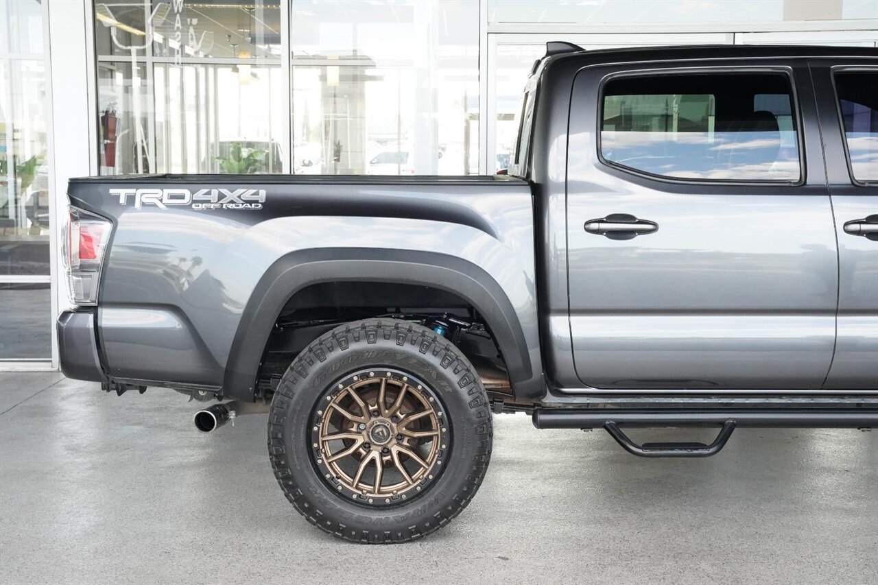 2021 Toyota Tacoma SR V6   - Photo 11 - Victorville, CA 92392