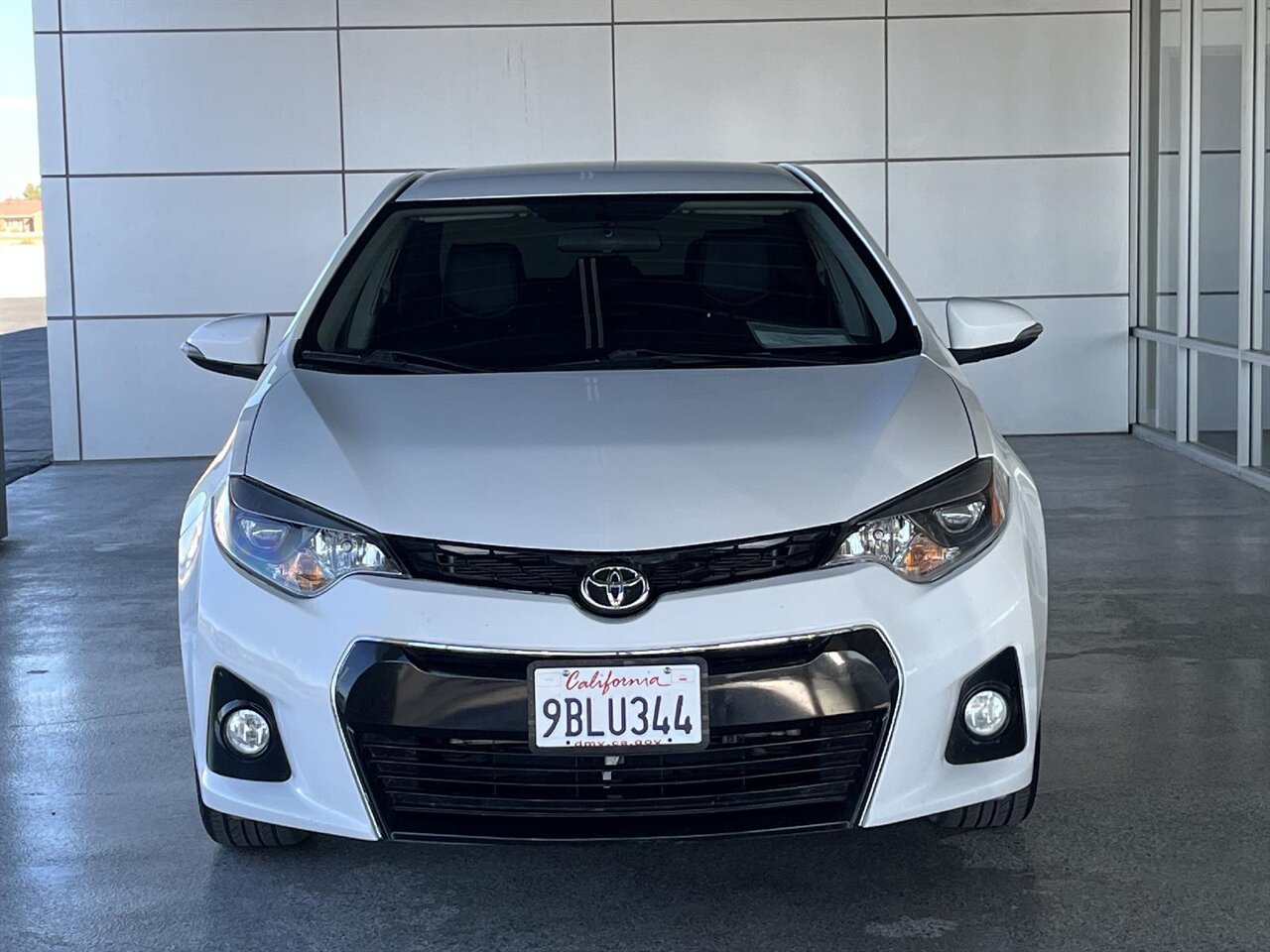 2016 Toyota Corolla S   - Photo 3 - Victorville, CA 92392