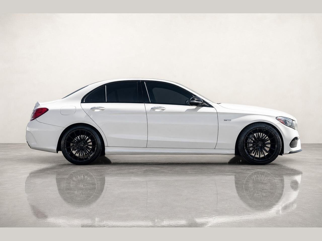 2017 Mercedes-Benz AMG C 43 - Photo 9 - Victorville, CA 92392